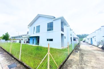 LAMAN MAWAR INDAH @ KOTA SERIEMAS