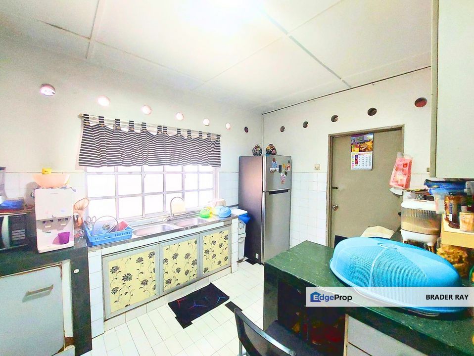 FACING OPEN Freehold Kelana Jaya PJ Selangor 2 Storey House Fronting LDP near Paradigm Mall For Sale, Selangor, Petaling Jaya