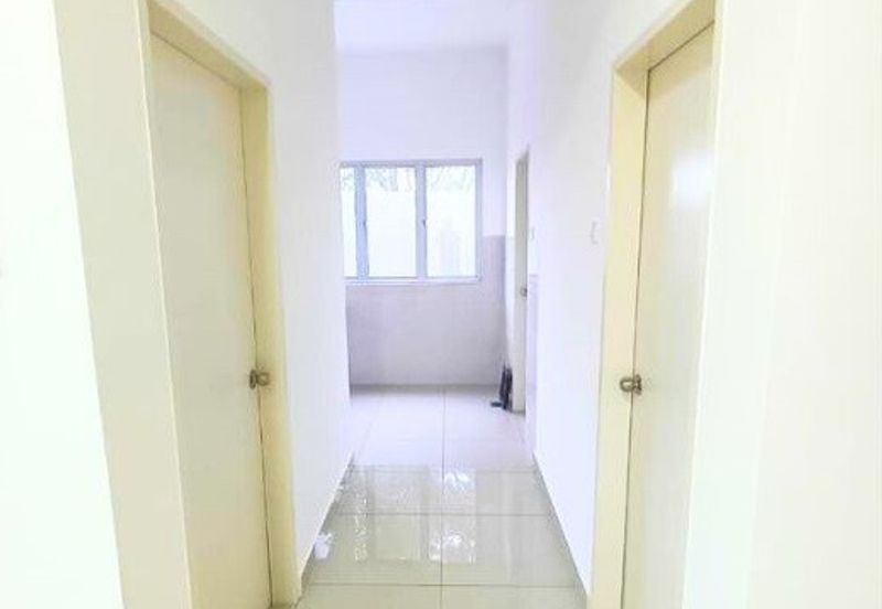 Halya 2 @ Daunan Worldwide