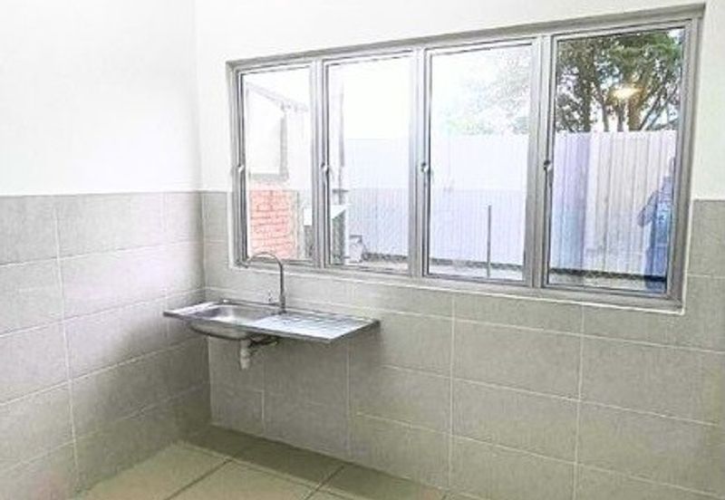 Halya 2 @ Daunan Worldwide