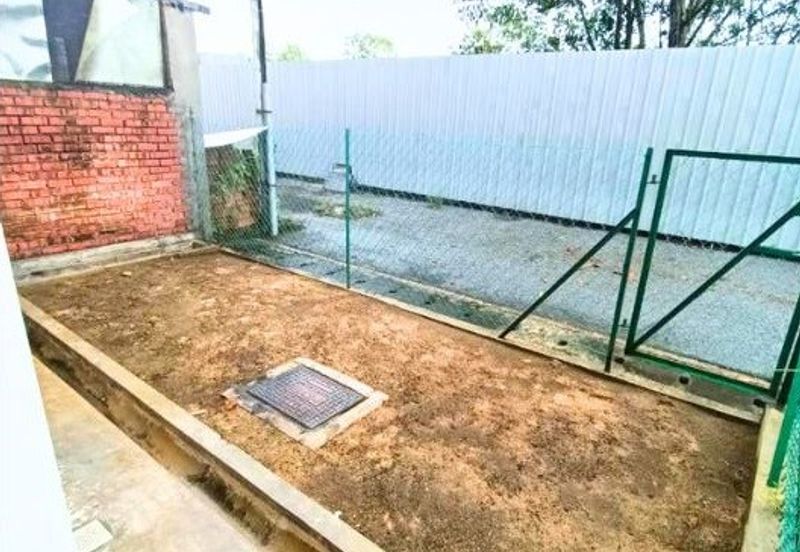 Halya 2 @ Daunan Worldwide