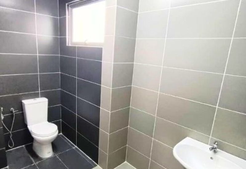 Halya 2 @ Daunan Worldwide