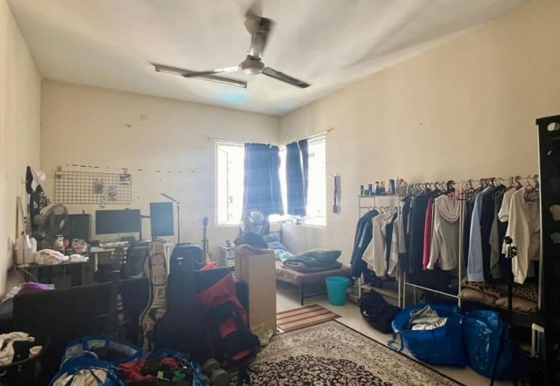 Platinum Hill Condo Pv8