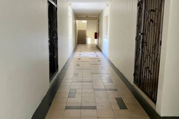 Platinum Hill Condo Pv8