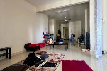 Platinum Hill Condo Pv8