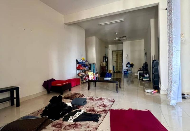 Platinum Hill Condo Pv8