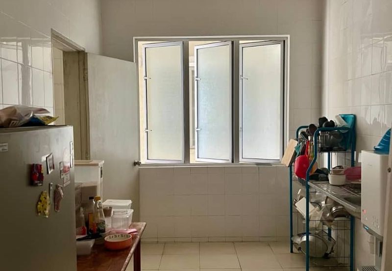 Platinum Hill Condo Pv8