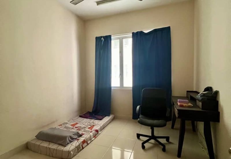 Platinum Hill Condo Pv8