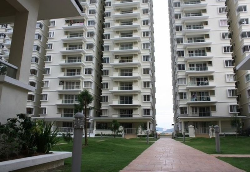 Platinum Hill Condo Pv8