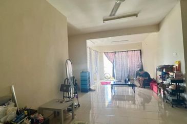 Platinum Hill Condo Pv8