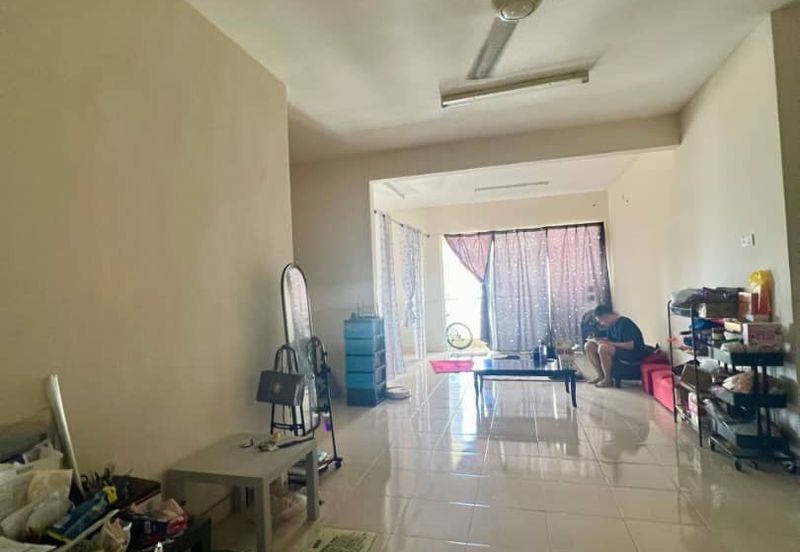 Platinum Hill Condo Pv8