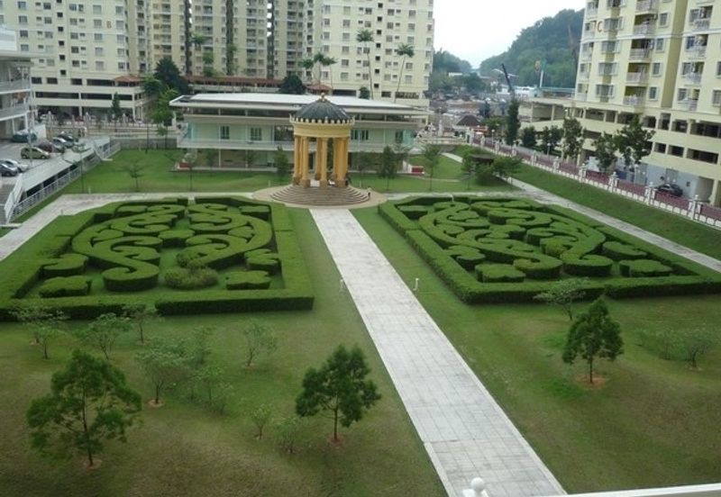 Platinum Hill Condo Pv8