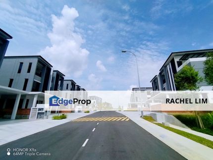 Puchong Freehold Low Density 2.5 Storey Landed House for Sale, Selangor, Puchong