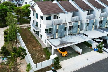 Tropicana Aman Bayan Residences