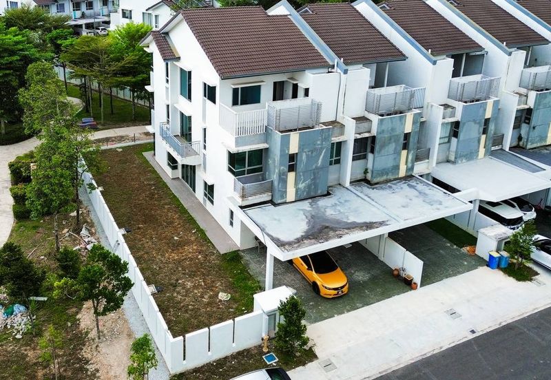 Tropicana Aman Bayan Residences