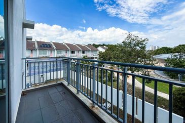 Tropicana Aman Bayan Residences