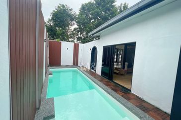 ‼️PRICE DROP TO RM850k ONLY‼️WTS / For Sale : Corner Lot Double Storey Semi-D @ Taman Mentari, Semenyih