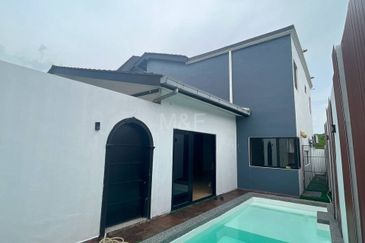 ‼️PRICE DROP TO RM850k ONLY‼️WTS / For Sale : Corner Lot Double Storey Semi-D @ Taman Mentari, Semenyih