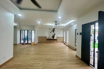 ‼️PRICE DROP TO RM850k ONLY‼️WTS / For Sale : Corner Lot Double Storey Semi-D @ Taman Mentari, Semenyih