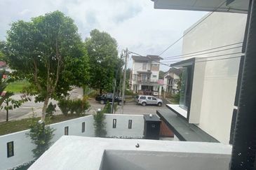 ‼️PRICE DROP TO RM850k ONLY‼️WTS / For Sale : Corner Lot Double Storey Semi-D @ Taman Mentari, Semenyih