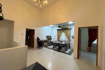 TAMAN TERATAI (BATANG BENAR)