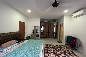 TAMAN TERATAI (BATANG BENAR)