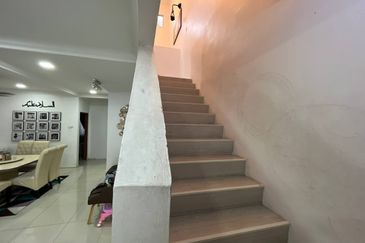 TAMAN TERATAI (BATANG BENAR)