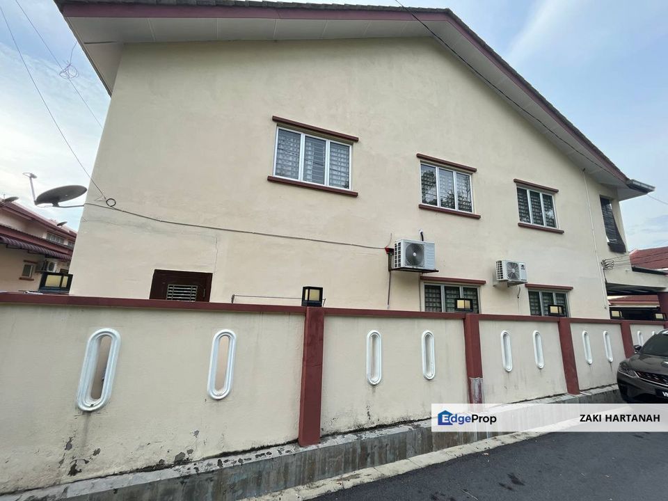 WTS/For Sale : Double Storey Terrace End-Lot @ Taman Teratai, Nilai 7, Negeri Sembilan, Seremban