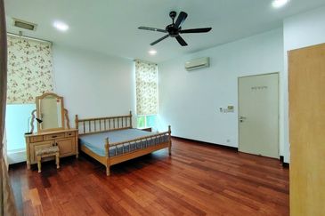 Clover Garden Residences