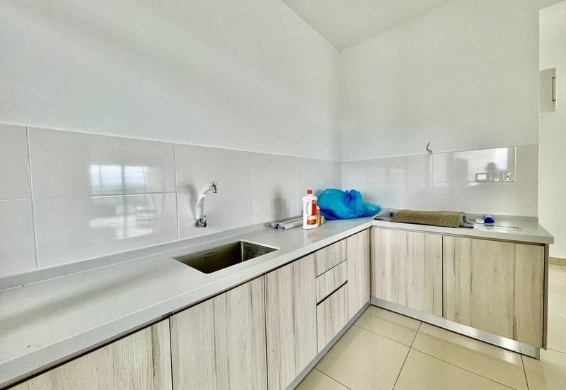 Residensi Topaz