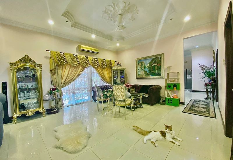 FOR SALE FULLY FURNISHED 