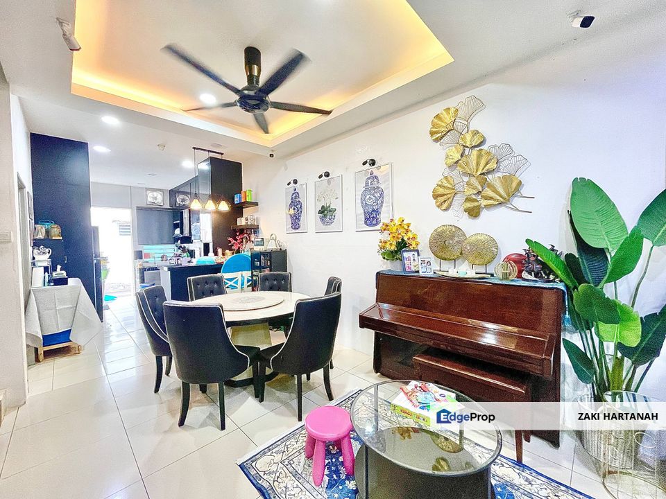 2 Storey Terrace Laman Villa, Lavender Heights Senawang, Negeri Sembilan, Seremban