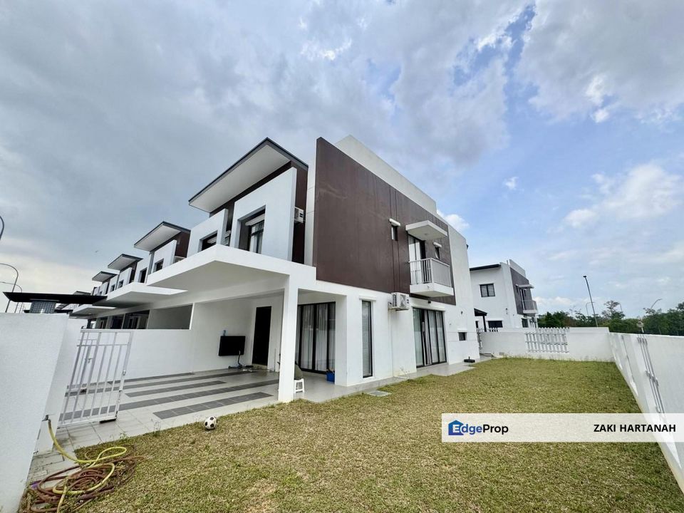 WTS/For Sale: Double Storey Blu Residence Barrus Setia Ecohill 2, Selangor, Semenyih