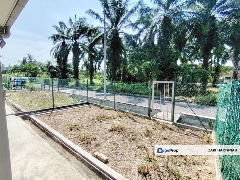 Unit Termurah Single Storey Terrace Taman Bayu Indah Morib, Selangor, Banting