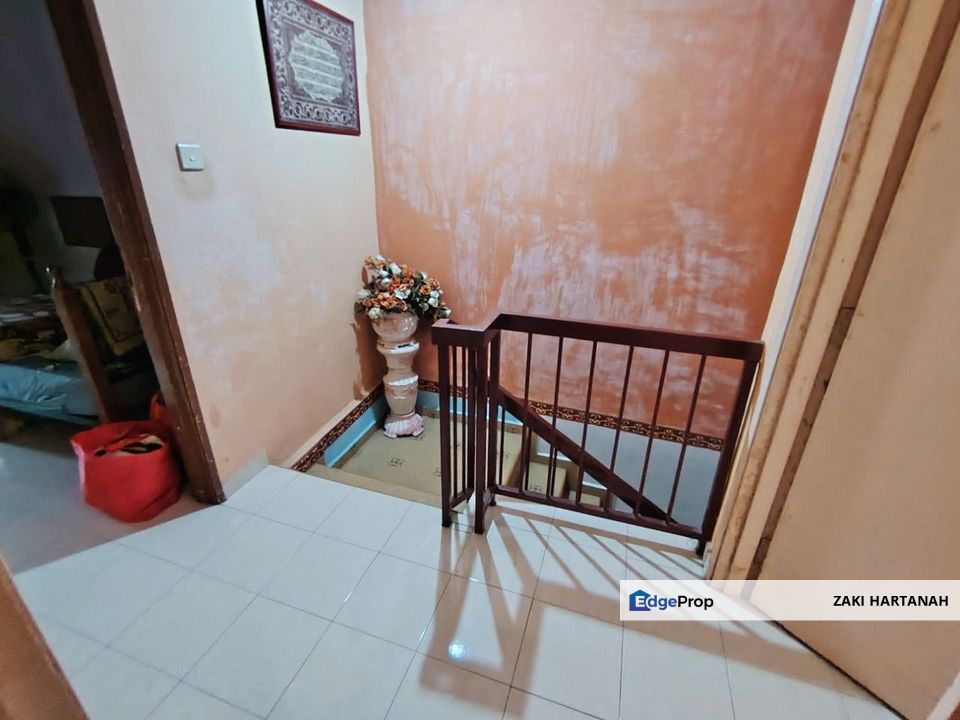 Terrace 2 Storey  Bandar Mahkota Banting for sale, Selangor, Banting