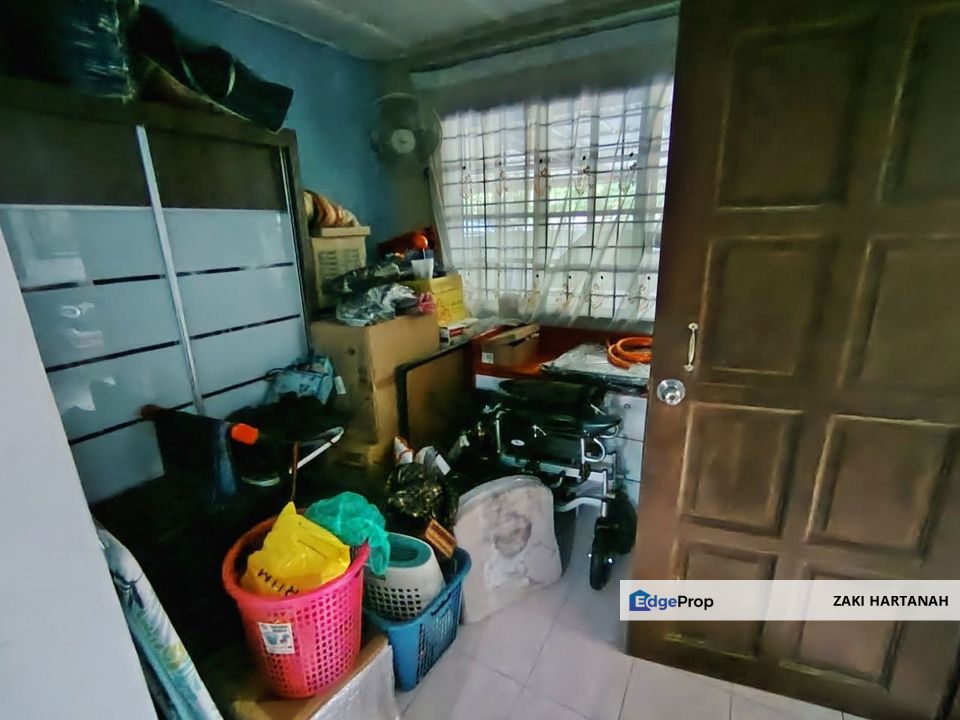 Terrace 2 Storey  Bandar Mahkota Banting for sale, Selangor, Banting