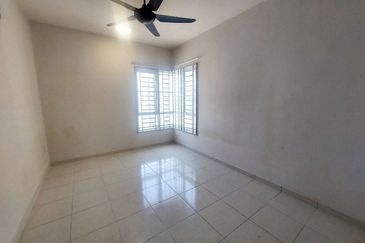 Residensi Laguna Biru 2