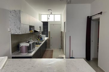 Albury 2, Taman Tasik Senangin