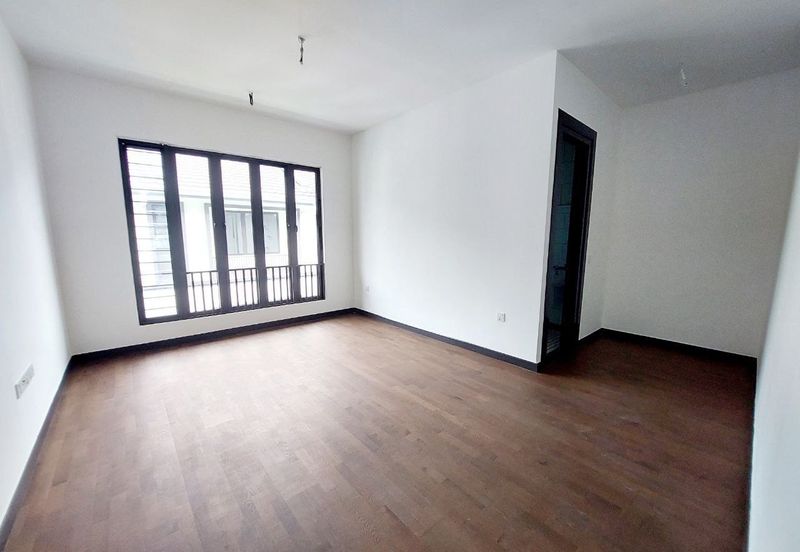 Hevea Elmina Gardens