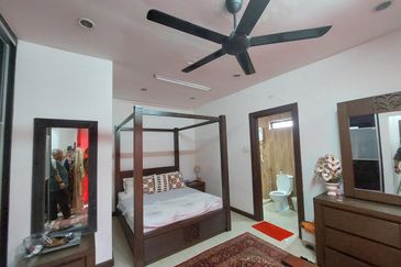 WTS Double Storey Bungalow Taman Subang Alam, Nearby Taman Bunga Negara  Seksyen 27 Shah Alam