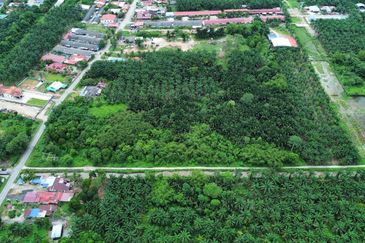 WTS Tanah International Lot 8 Ekar, Batu Pahat, Johor