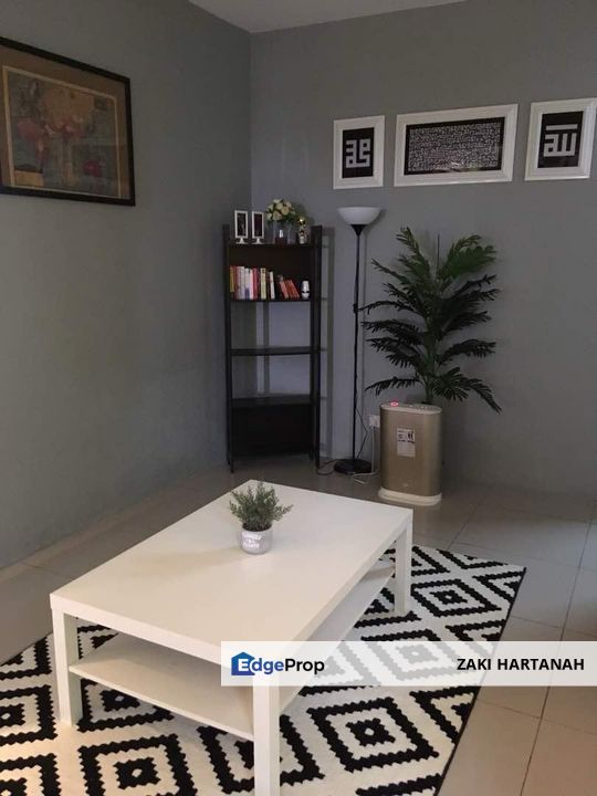 1 1/2 Storey Terrace @ Taman Teratai Nilai 7  Asking Price : RM 440k (Negotiable), Negeri Sembilan, Seremban