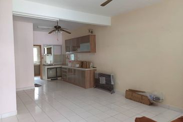 Taman Pinggiran Putra