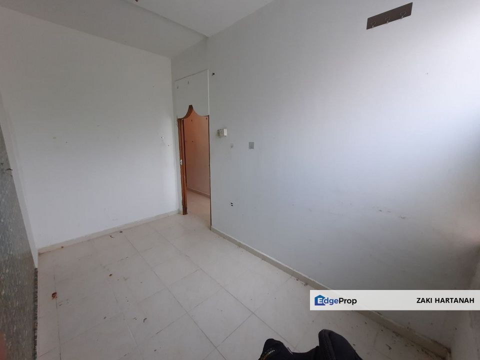 Flat Desa Lembah Permai Ampang for sale, Selangor, Ampang