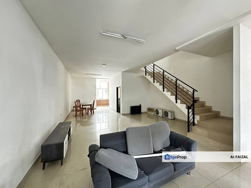 DOUBLE STOREY BANGI AVENUE BANGI, SELANGOR, Selangor, Bangi