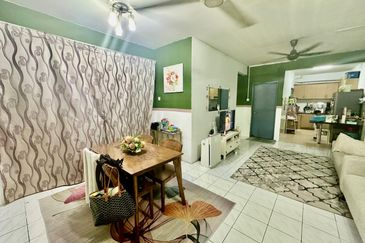 Apartment Indah, Damansara Damai