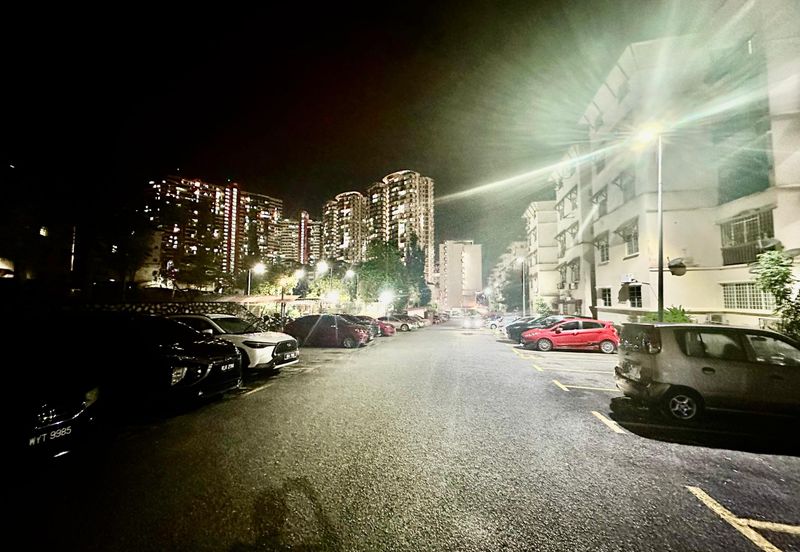 Apartment Indah, Damansara Damai