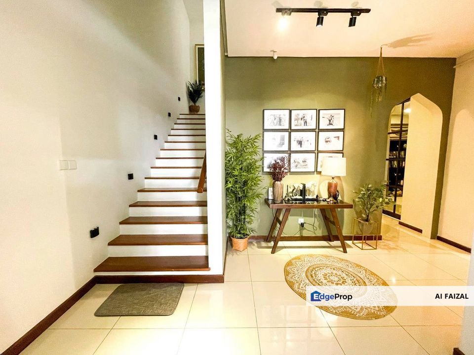 BEAUTIFUL Renovated 3 Storey Superlink Sunway Montana Melawati  , Kuala Lumpur, Taman Melawati