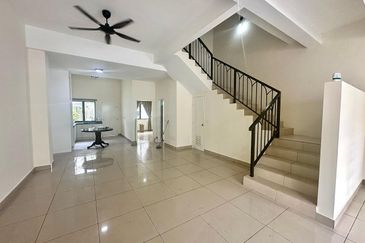 Monet Springtime @ Sunsuria City