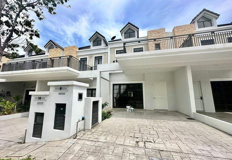 Monet Springtime @ Sunsuria City